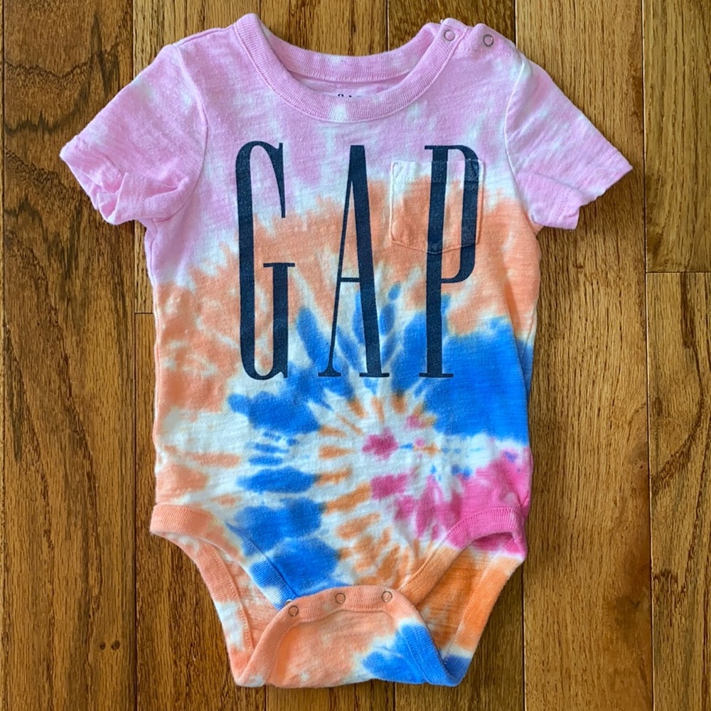 Baby gap tie dye onesie